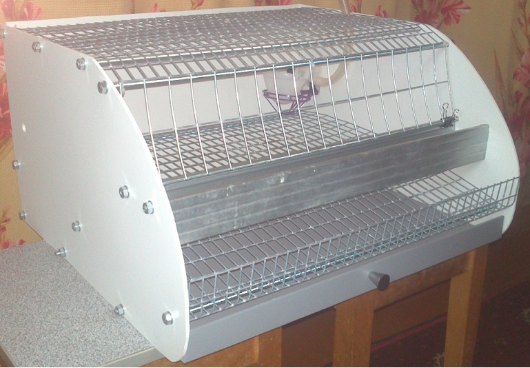 Клетка на 12 перепелов пластиковая